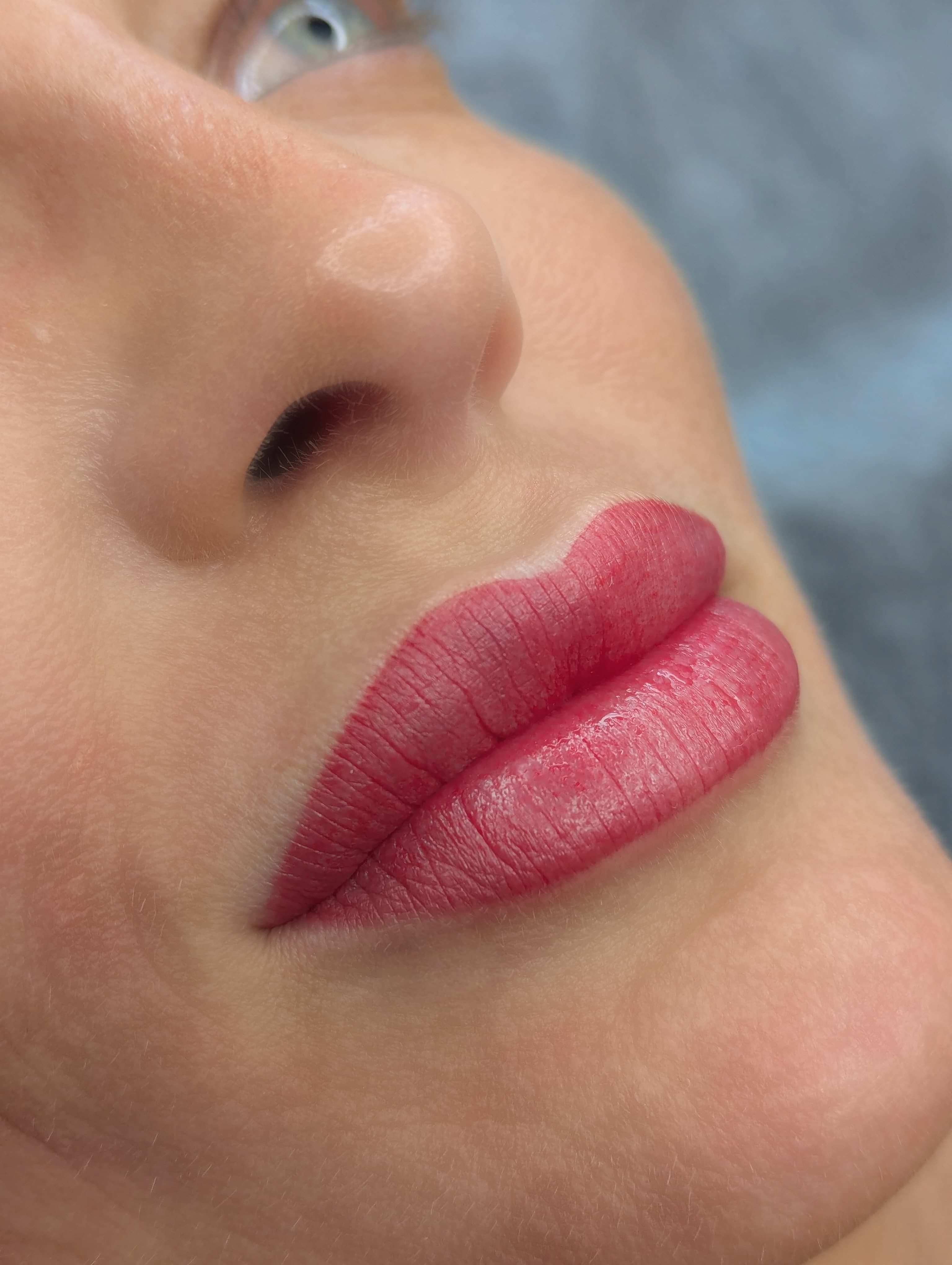 Permanent Make-up Behandlung im Laser House Studio in Augsburg